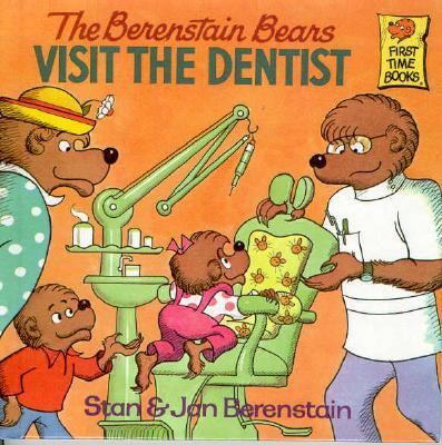 The Berenstain Bears Visit the Dentist 039494836X Book Cover