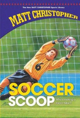 Soccer Scoop [Large Print] 1599531178 Book Cover