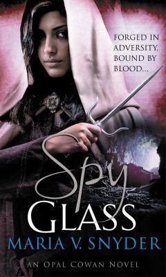 Spy Glass. Maria V. Snyder 0778303918 Book Cover
