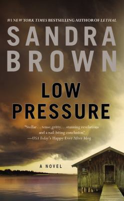 Low Pressure [Large Print] 1455522546 Book Cover