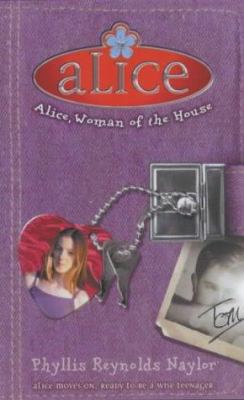 Alice, Woman of the House 0743450493 Book Cover