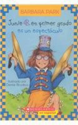 Junie B. en primer grado/ Junie B., First Grade... [Spanish] 0545014476 Book Cover