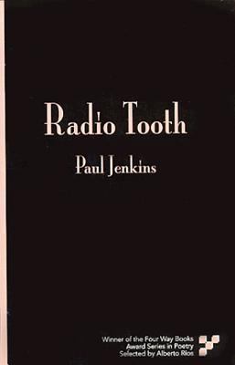Radio Tooth 1884800114 Book Cover