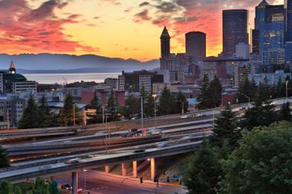 Seattle Illuminated 0692682937 Book Cover