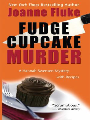 Fudge Cupcake Murder [Large Print] 1410413012 Book Cover