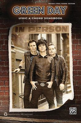 Green Day -- Lyric & Chord Songbook 0739080342 Book Cover