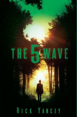 The 5th Wave [Large Print] 1410460290 Book Cover