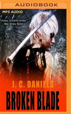 Broken Blade 1536691127 Book Cover