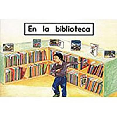 En La Biblioteca (at the Library): Bookroom Pac... [Spanish] 1418972983 Book Cover