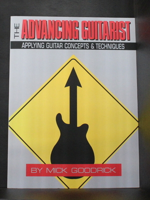 The Advancing Guitarist: Applying Guitar Concep... 0881885894 Book Cover