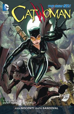 Catwoman Vol. 3: Death of the Family (the New 52) 1401242723 Book Cover