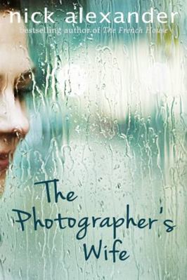 The Photographer's Wife 1845029550 Book Cover