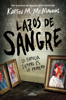 Lazos de Sangre / The Cousins [Spanish] 8420453625 Book Cover