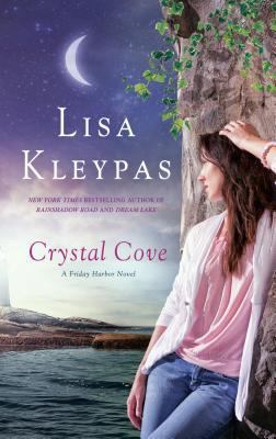 Crystal Cove [Large Print] 1410457052 Book Cover