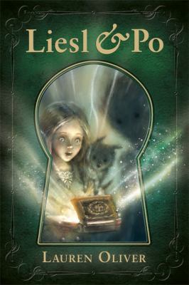 Liesl and Po 1444723073 Book Cover