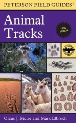 A Field Guide to Animal Tracks 0618517421 Book Cover