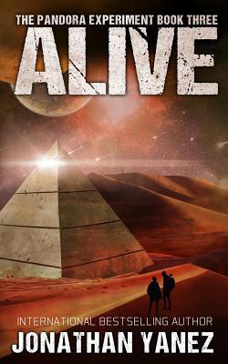 Alive: A Post-Apocalyptic Alien Survival Series 1728696356 Book Cover