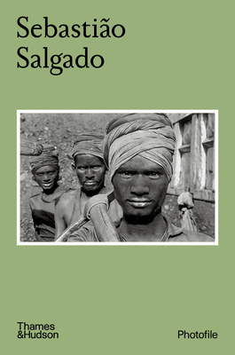 Sebastião Salgado (Photofile) 0500410860 Book Cover