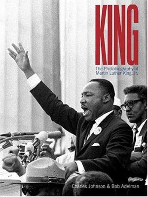 King: The Photobiography of Martin Luther King,... 0810991829 Book Cover