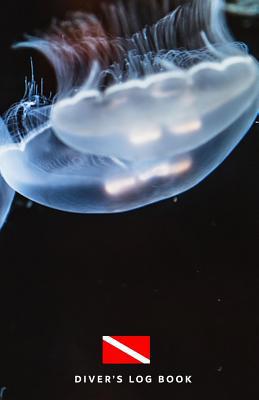 Diver's Log Book: scuba diving log book 100 dives 1074435451 Book Cover