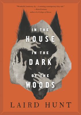 In the House in the Dark of the Woods [Large Print] 1432862294 Book Cover