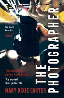 The Photographer: an addictive and gripping new... 1529350921 Book Cover