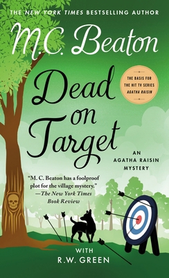 Dead on Target: An Agatha Raisin Mystery 1250898668 Book Cover