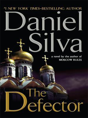 The Defector [Large Print] 1597229881 Book Cover