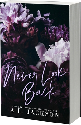Never Look Back 1649378637 Book Cover