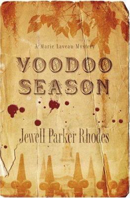 Voodoo Season: A Marie Laveau Mystery 0743483278 Book Cover