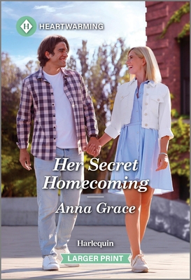 Her Secret Homecoming [Large Print] 1335051457 Book Cover