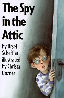 The Spy in the Attic (Easy-To-Read Books) 1558587276 Book Cover