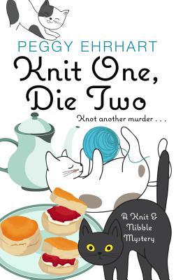 Knit One, Die Two [Large Print] 1432866389 Book Cover