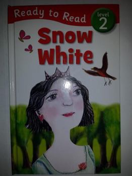 Paperback Snow White (Ready To Read, Level 2) Book