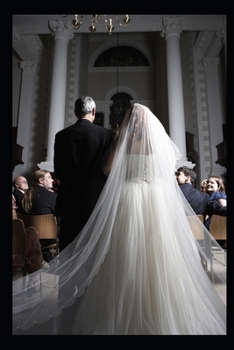 Paperback Contratada para un matrimonio [Spanish] Book