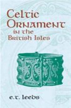 Paperback Celtic Ornament in the British Isles Book