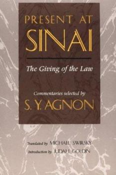 Paperback Present at Sinai: The Giving of the Law Book