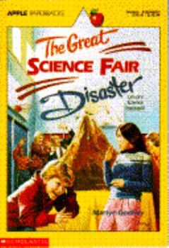 Paperback The Great Science Fair Disaster Book