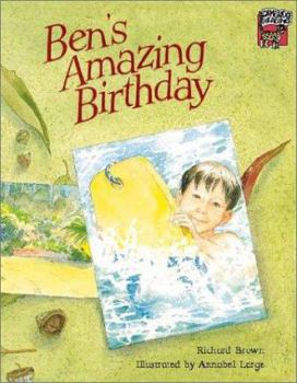 Paperback Ben's Amazing Birthday (Cambridge Reading) Book