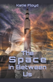 Paperback The Space in Between Us Book
