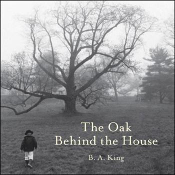 Hardcover The Oak Behind the House Book