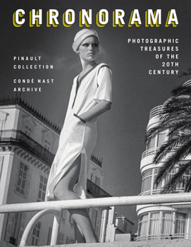 Hardcover Chronorama: Photographic Treasures of the 20th Century Book