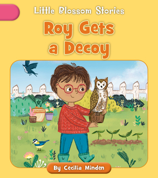 Paperback Roy Gets a Decoy Book