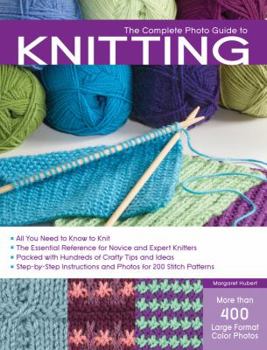 Paperback The Complete Photo Guide to Knitting Book