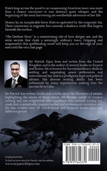 Paperback The Darkest Hour [Large Print] Book