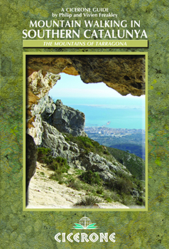 Paperback Mountain Walking in Southern Catalunya Book