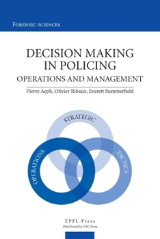 Hardcover Decision Making in Policing: Operations and Management Book
