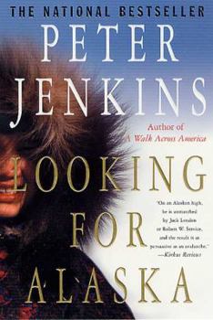 Paperback Looking for Alaska Book