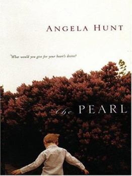 Paperback The Pearl (Women of Faith Fiction) [Large Print] Book