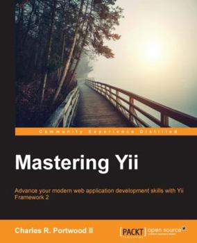 Paperback Mastering Yii Book